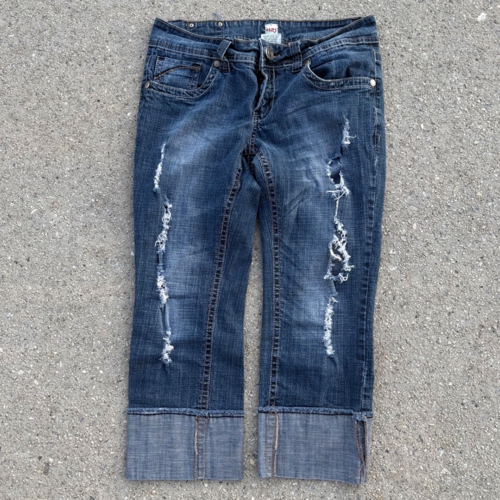 H2J Womens Distressed Dark Wash Cuffed Denim Capri Jeans Size 11/12 Y2K McBling